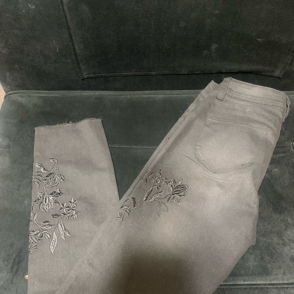 Black Skinny Jeans with Tonal Floral Embroidery